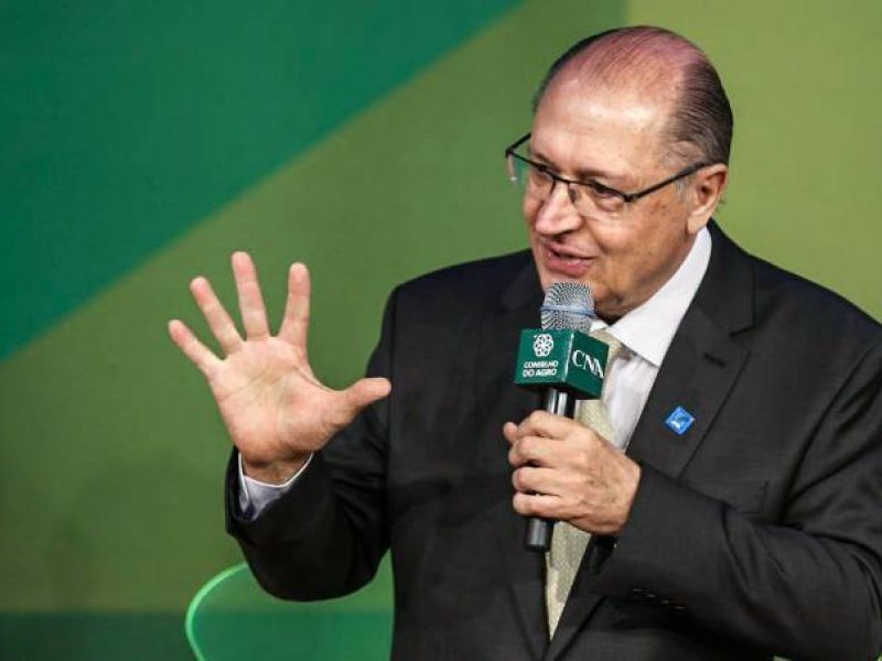 Alckmin se reúne com MBL para discutir candidatura pelo União Brasil
