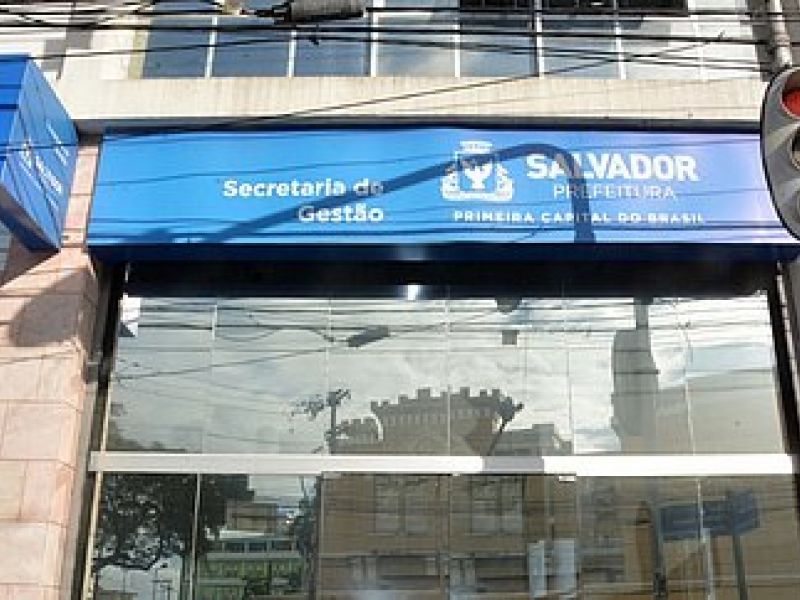 Trabalhadores da Prefeitura de Salvador voltam às ruas nesta quarta-feira