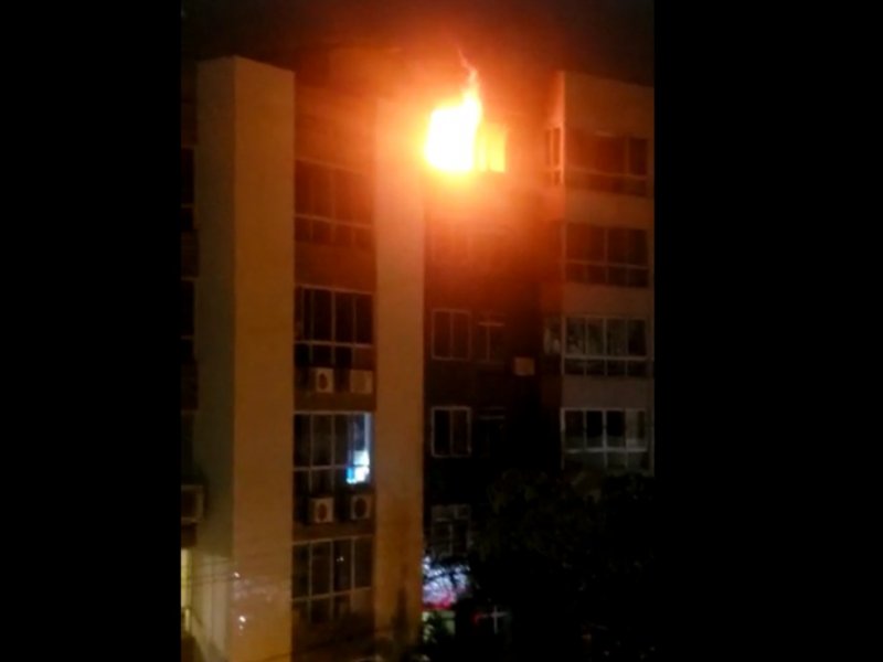 Incêndio atinge apartamento no Rio Vermelho