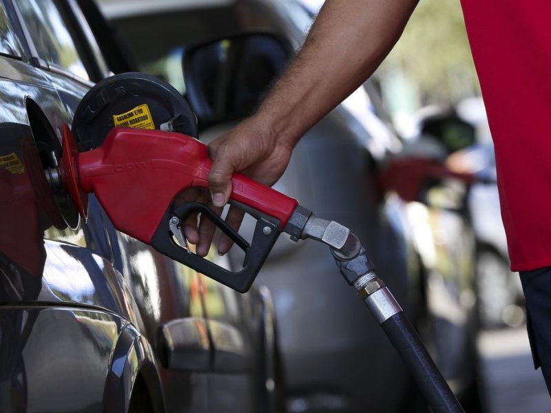 ANP indica alta no preço da gasolina e do diesel antes de aumento anunciado pela Petrobras