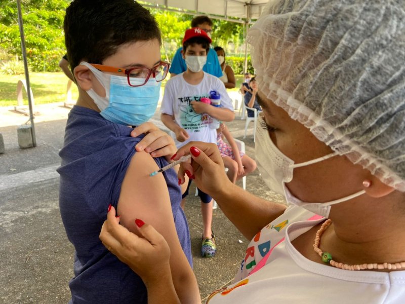 Datafolha: 79% dos brasileiros apoiam vacinação de crianças de 5 a 11 anos contra Covid