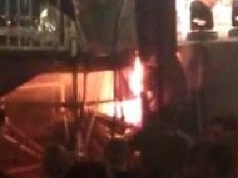 Incêndio é registrado durante show do Olodum no Pelourinho