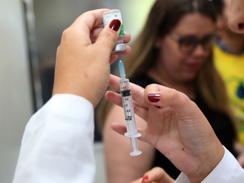 Prefeitura de Salvador segue vacinação contra a influenza nesta quinta (27)