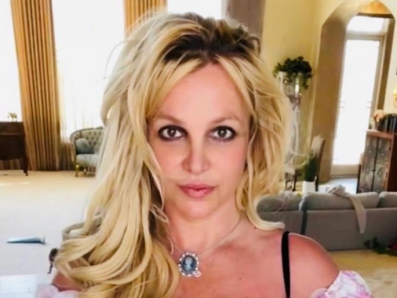 Britney Spears manda recado para família: “vão para o inferno”